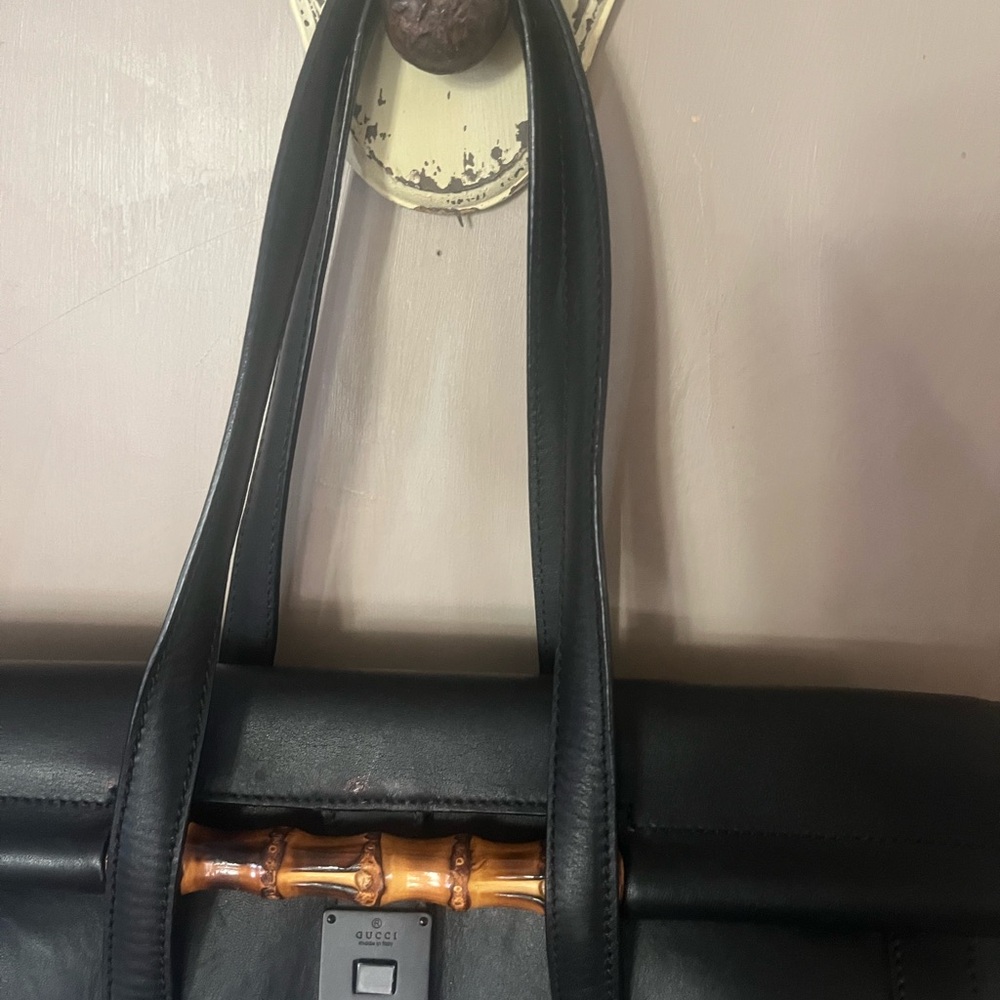 Gucci Black Leather Handbag with Bamboo Accent - Picture 2 of 16